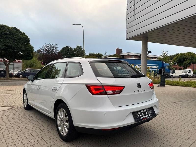 Usado Seat Leon ST Style 150 HP (110 kW) 2017 Branco Carrinha