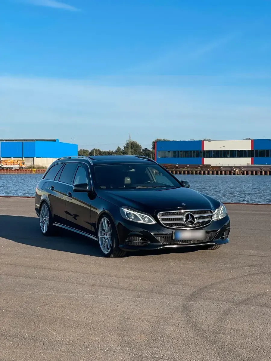 Gebraucht Mercedes E350 Avantgarde 258 PS (189 kW) 2014 Schwarz Kombi