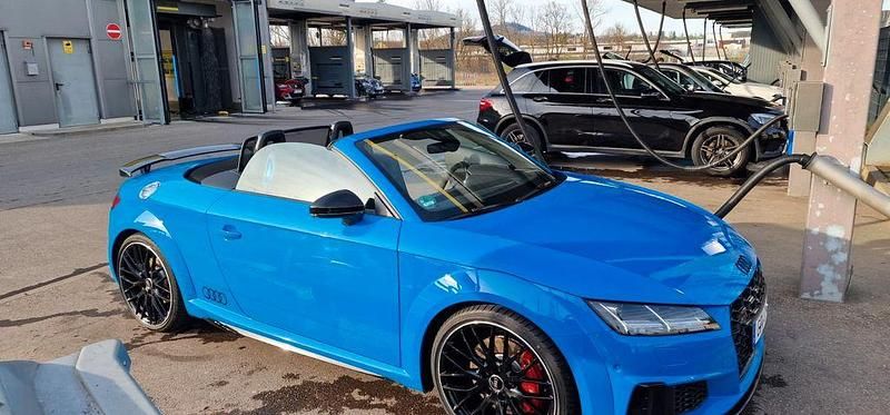 Gebraucht Audi TT Roadster Ambiente 320 PS (235 kW) 2023 Blau Cabrio