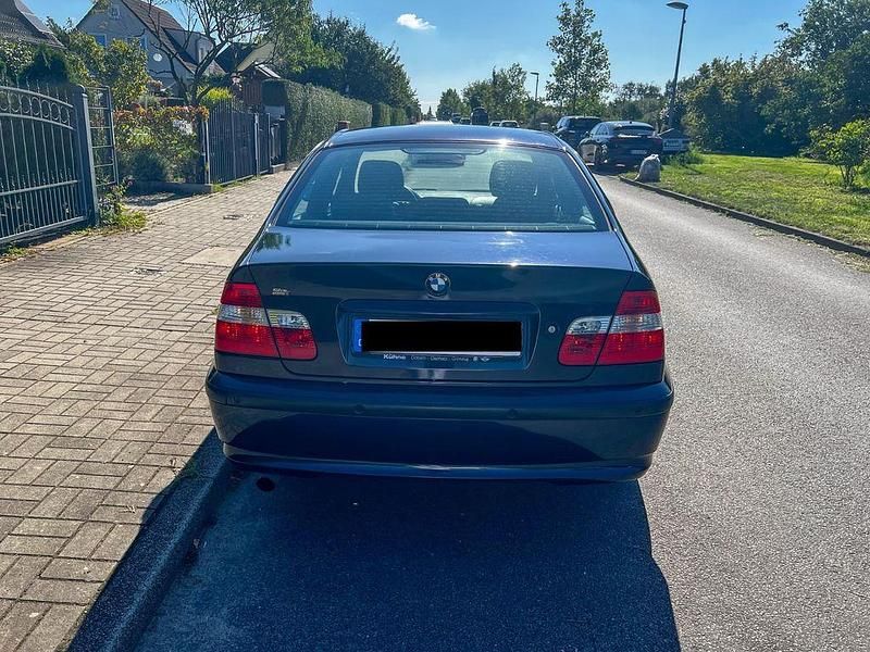 Gebraucht BMW 316 Performance 116 PS (85 kW) 2004 Blau Limousine