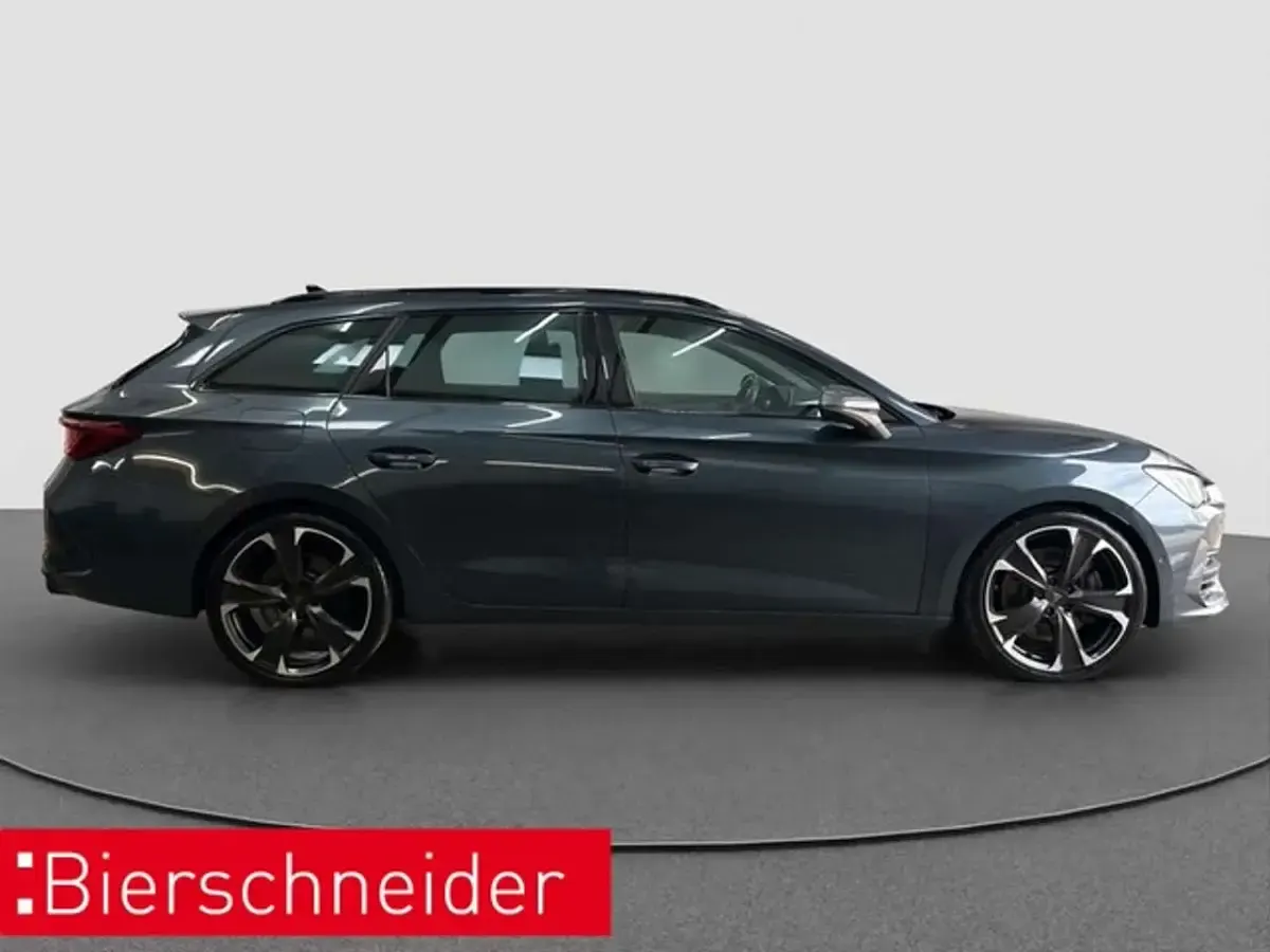 Gebraucht Cupra Leon VZ 310 PS (228 kW) 2024 Grau Kombi