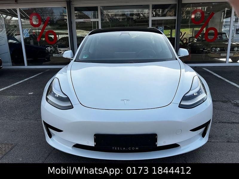 Gebraucht Tesla Model 3 Standard Range 225 kW (306 PS) 2020 Weiß Limousine