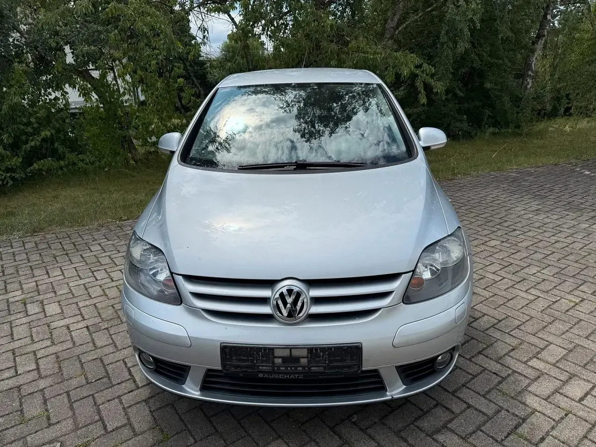 Gebraucht VW Golf Plus Cross 102 PS (75 kW) 2008 Silber Van / Kleinbus