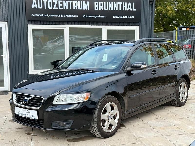Schwarz Gebraucht 2008 Volvo V50 Momentum Kombi | 2.990 € (Teuer) - Bild 1/4