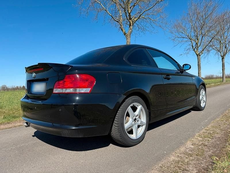 Gebraucht BMW 120 Coupé 177 PS (130 kW) 2008 Schwarz Coupé
