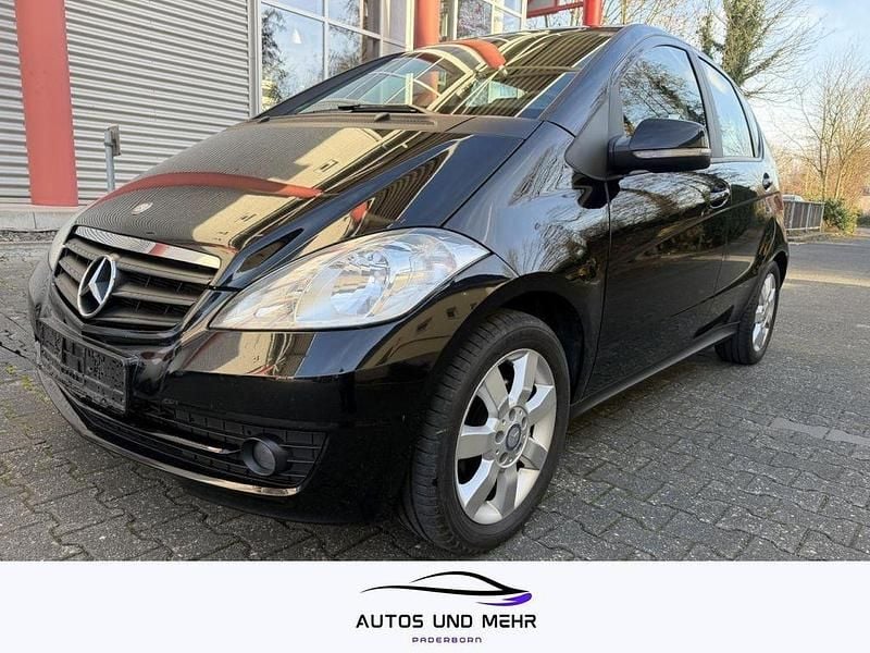 Schwarz Gebraucht 2010 Mercedes A180 Limousine | 3.299 € (Guter Preis) - Bild 1/4