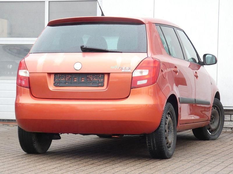 Gebraucht Skoda Fabia Ambiente 69 PS (50 kW) 2007 Orange Kleinwagen