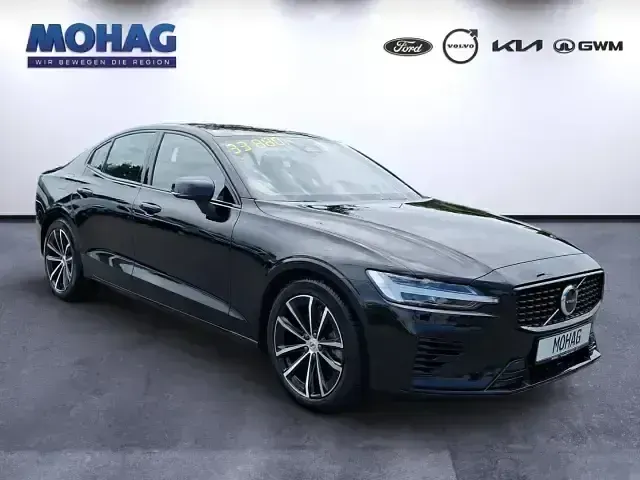 Gebraucht Volvo S60 Plus 456 PS (335 kW) 2023 Schwarz Limousine