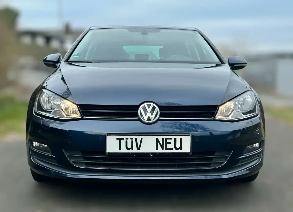 Gebraucht VW Golf VII 86 PS (63 kW) 2015 Blau Limousine