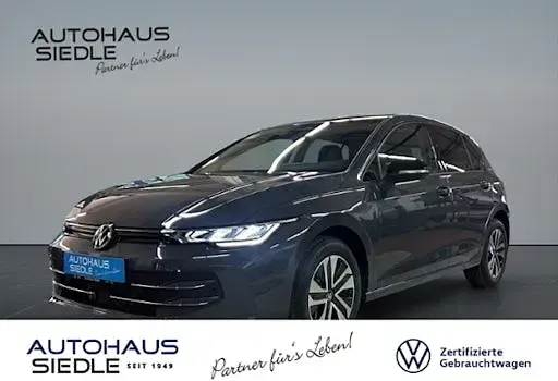 Gebraucht VW Golf VIII 116 PS (85 kW) 2026 Grau Limousine