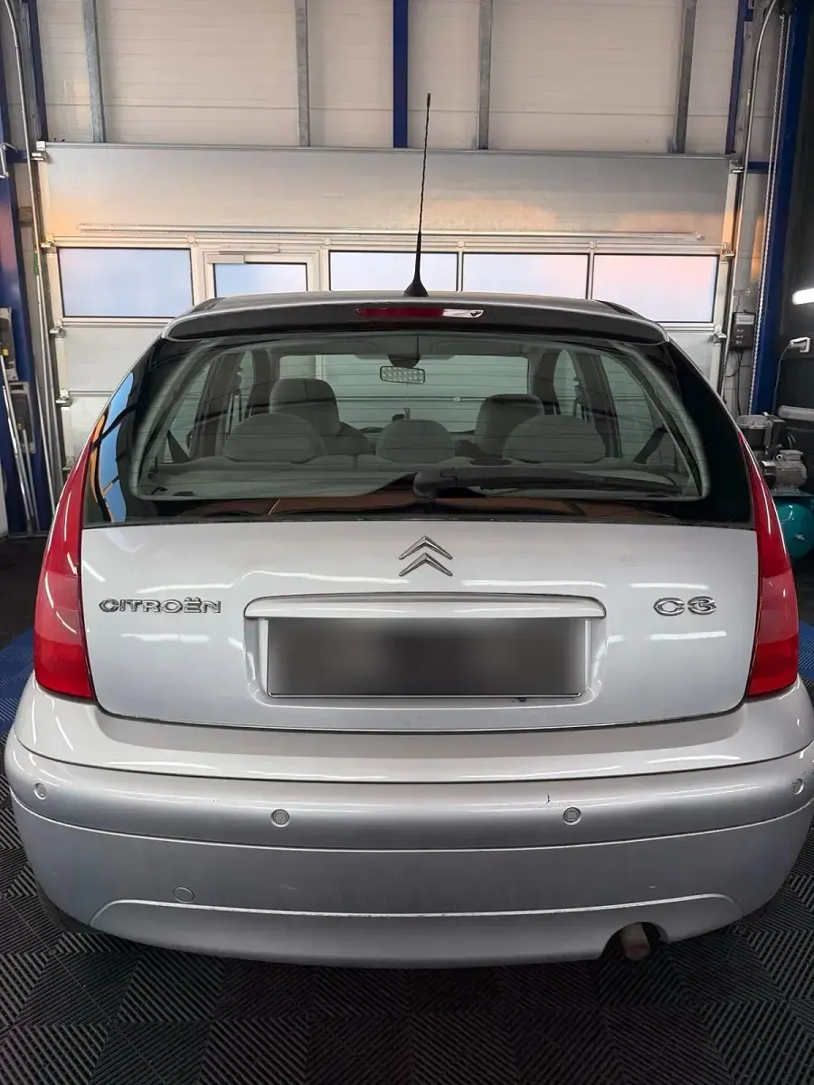 Gebraucht Citroën C3 86 PS (63 kW) 2005 Silber Kleinwagen
