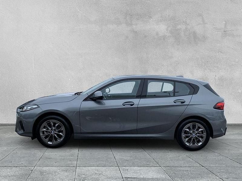 Gebraucht BMW 120 Sport Line 170 PS (125 kW) 2024 Grau Kleinwagen