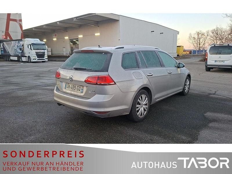 Gebraucht VW Golf VII Cup 105 PS (77 kW) 2015 Tungsten silver metallic Kombi