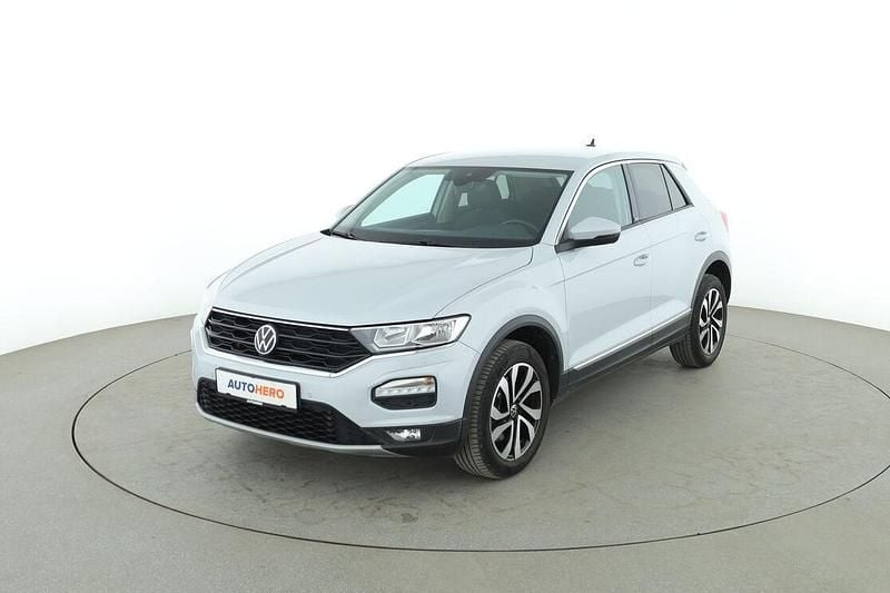 Second-hand VW T-Roc Active 150 CP (110 kW) 2021 SUV