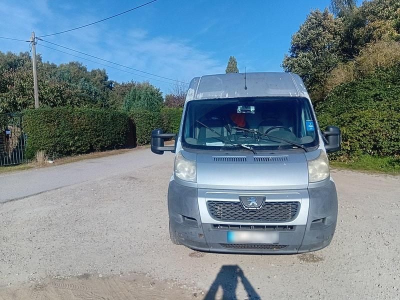 Gebraucht Peugeot Boxer 120 PS (88 kW) 2011 Silber Van