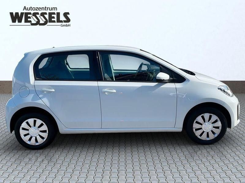 Second-hand VW up! Basis 65 CP (47 kW) 2020 Alb Hatchback