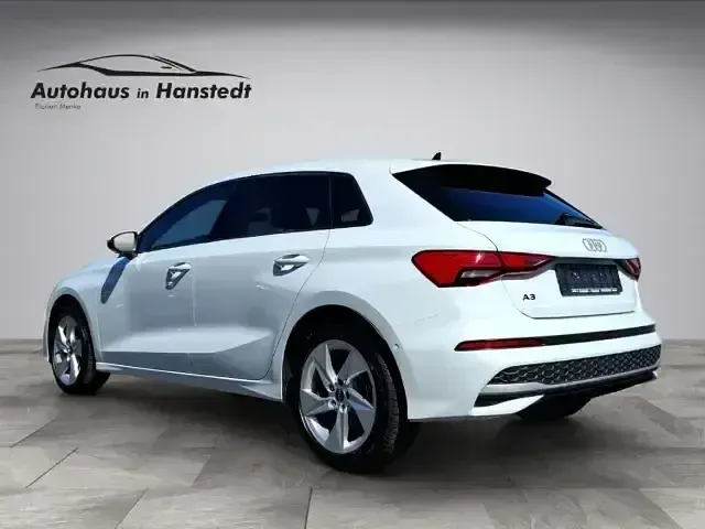 Gebraucht Audi A3 Sportback e-tron Advanced 116 PS (85 kW) 2025 Andere Kleinwagen