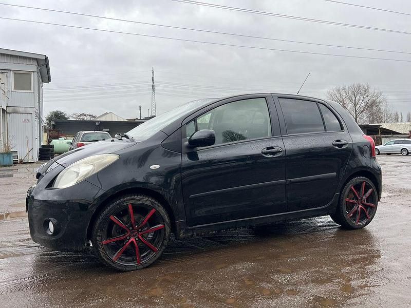 Gebraucht Toyota Yaris 133 PS (97 kW) 2007 Schwarz Kleinwagen