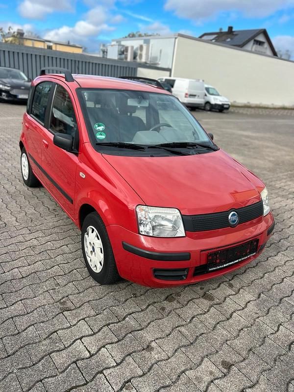 Rot Gebraucht 2006 Fiat Panda Kleinwagen | 2.650 € (Teuer) - Bild 1/4