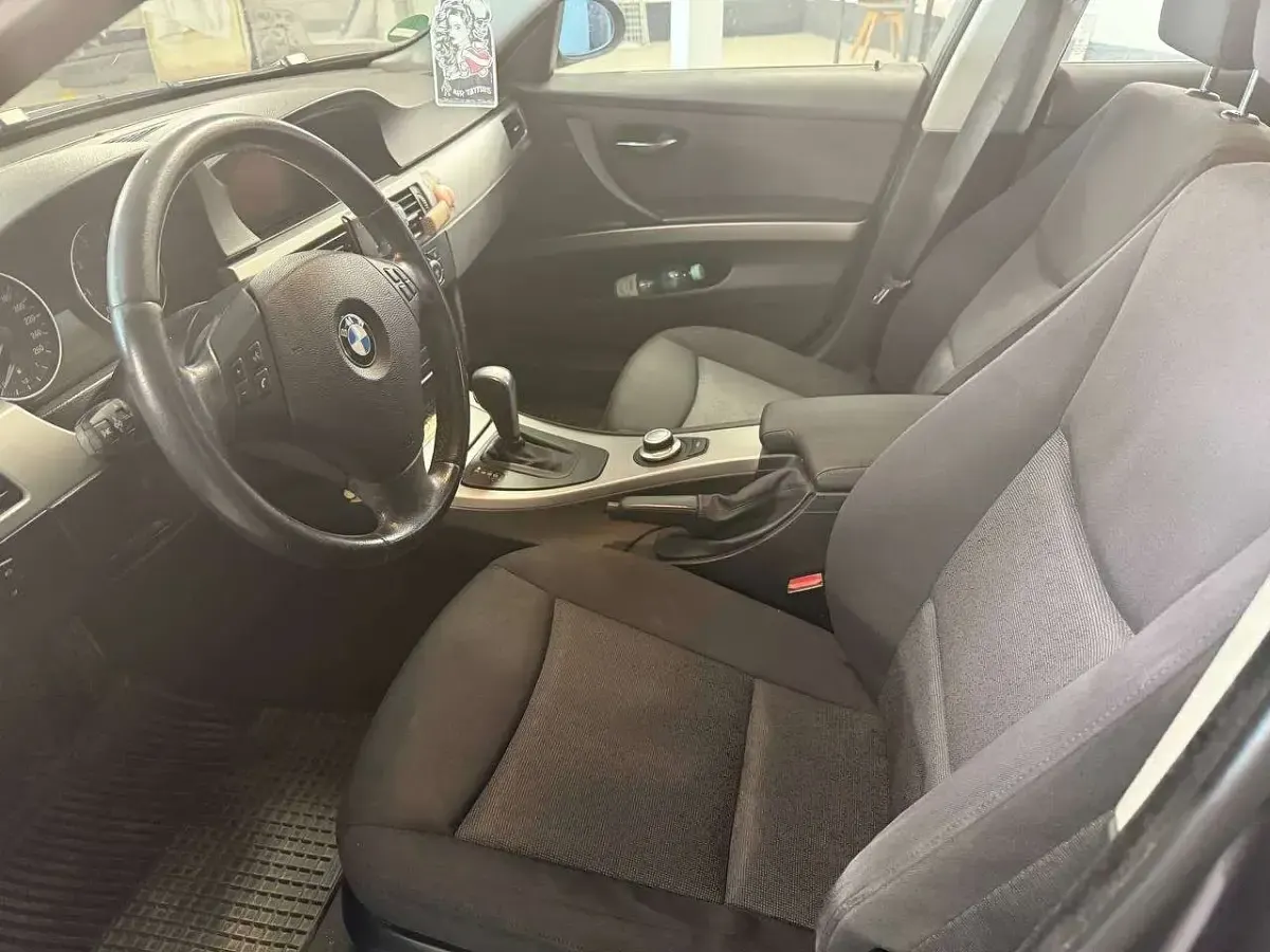 Gebraucht BMW 318 129 PS (94 kW) 2006 Kombi