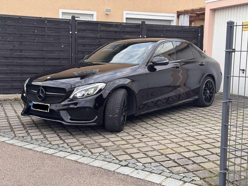 Gebraucht Mercedes C400 AMG 333 PS (244 kW) 2015 Schwarz Limousine