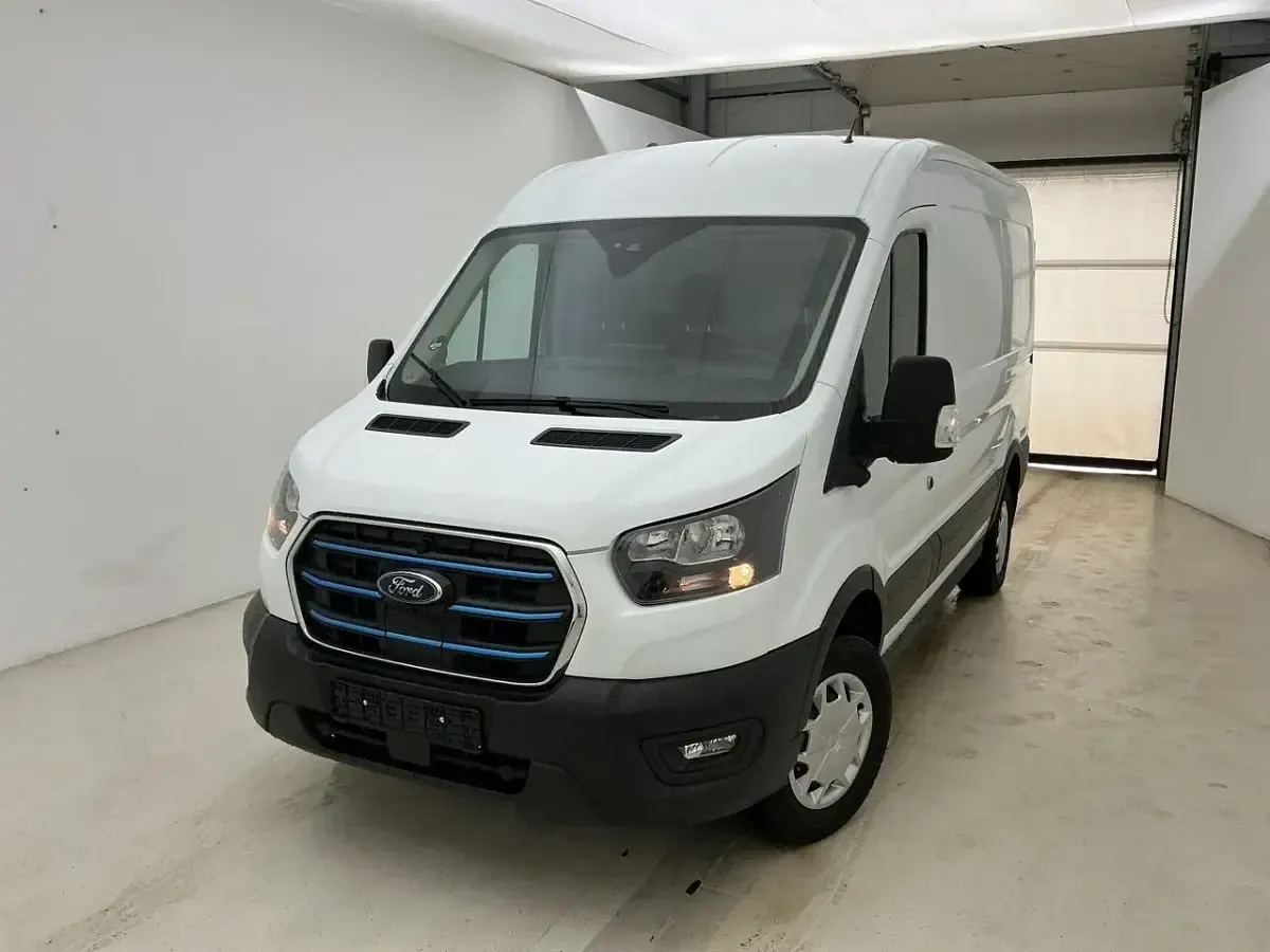 Gebraucht Ford E-Transit Trend 135 kW (184 PS) 2024 Van