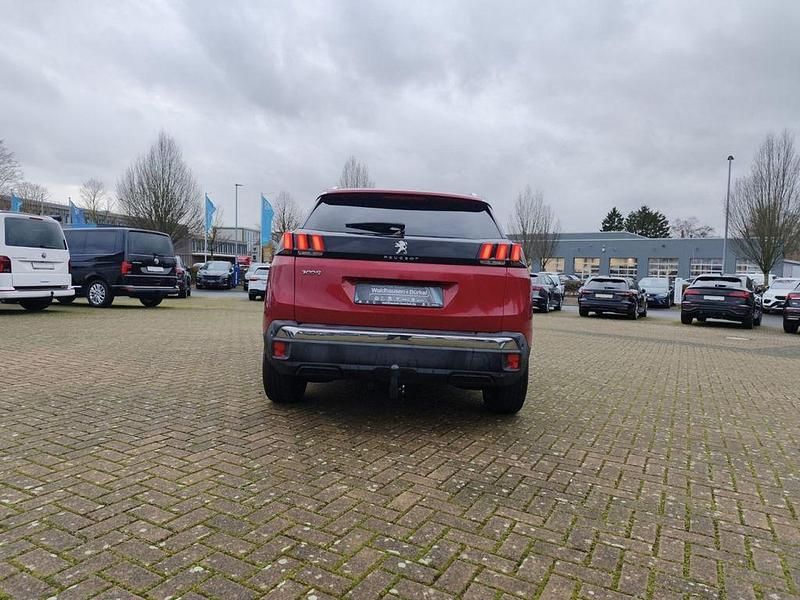 Gebraucht Peugeot 3008 Allure 131 PS (96 kW) 2018 Rot SUV