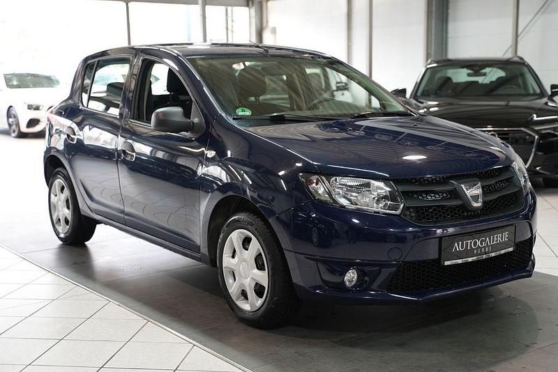 Gebraucht Dacia Sandero 75 PS (55 kW) 2014 Blau Limousine