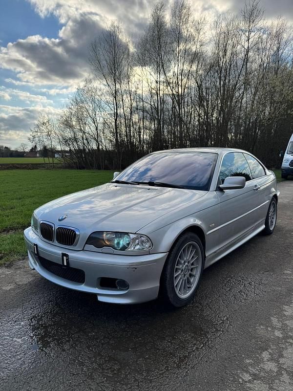 Gebraucht BMW 323 M Sport 2000 Silber Coupé