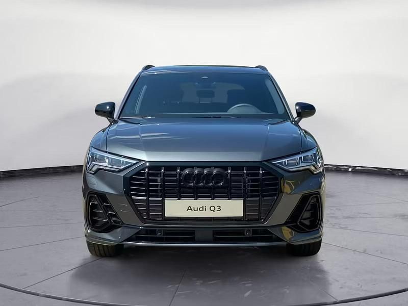 Neu Audi Q3 S-Line 150 PS (110 kW) 2025 Grau SUV