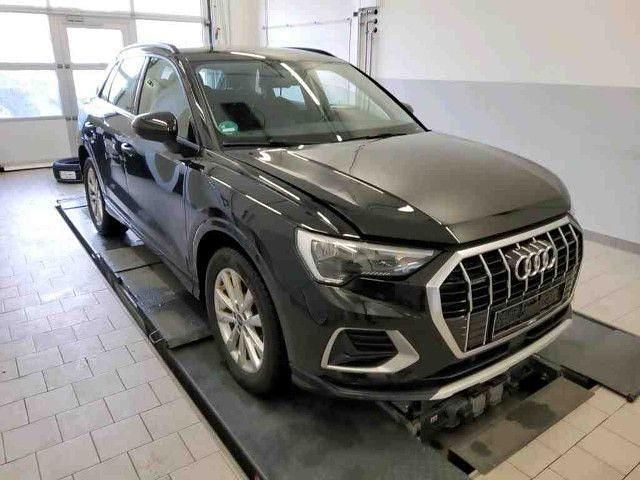 Gebraucht Audi Q3 Advanced 150 PS (110 kW) 2022 Mythosschwarz metallic SUV