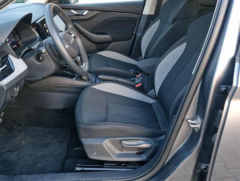 Gebraucht Skoda Kamiq Selection 116 PS (85 kW) 2025 Graphitegrau metallic (metallic) SUV