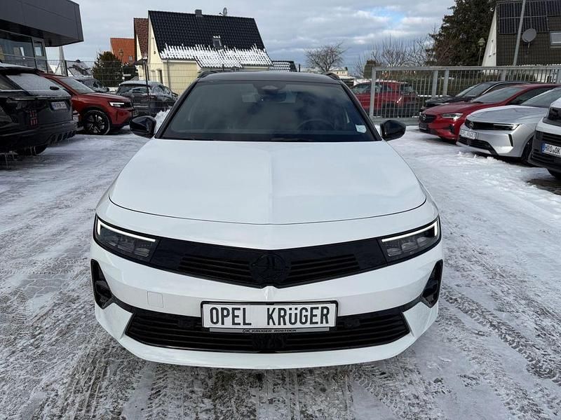 Neu Opel Astra 131 PS (96 kW) 2026 Weiss Kombi