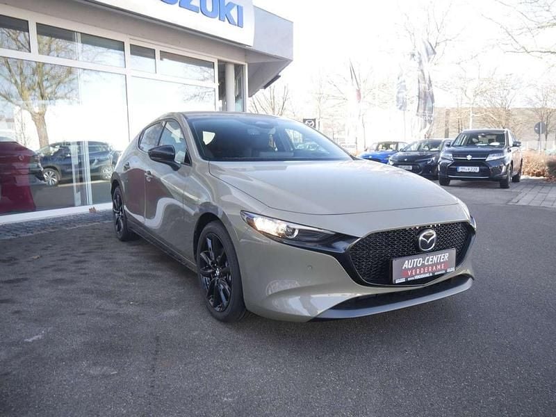 Neu Mazda 3 Homura-Line 140 PS (102 kW) 2026 Beige Limousine