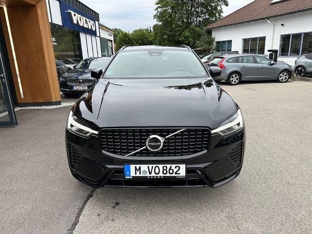 Gebraucht Volvo XC60 Plus 197 PS (144 kW) 2024 Schwarz SUV