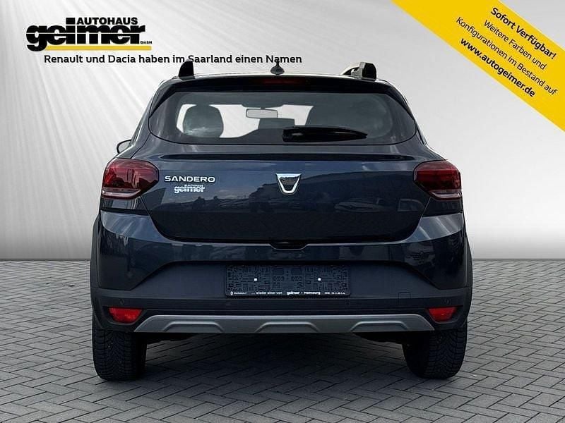 Gebraucht Dacia Sandero Essentiel 91 PS (66 kW) 2022 Grau Limousine