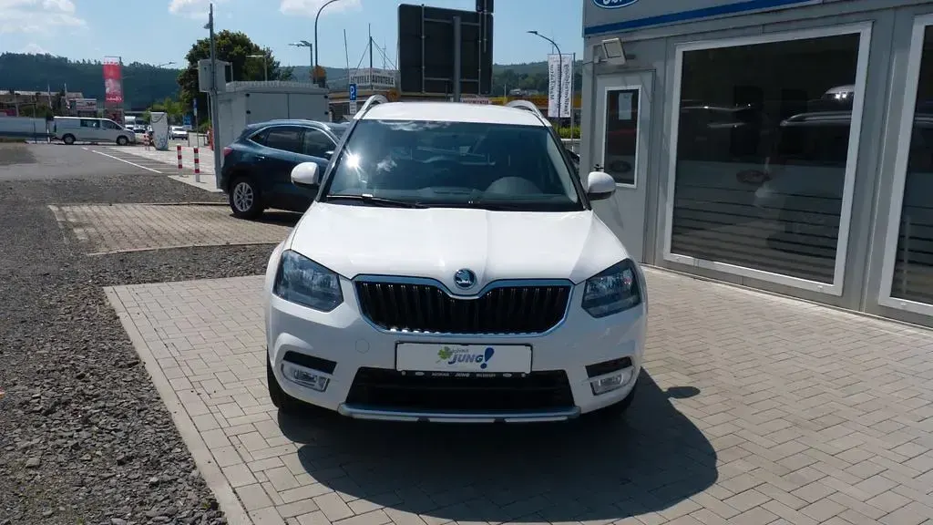 Gebraucht Skoda Yeti Ambition 125 PS (91 kW) 2016 Weiß SUV