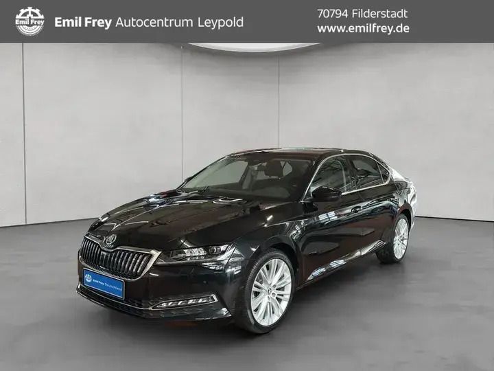 Schwarz Gebraucht 2022 Skoda Superb Style Limousine | 29.890 € (Superpreis) - Bild 1/4