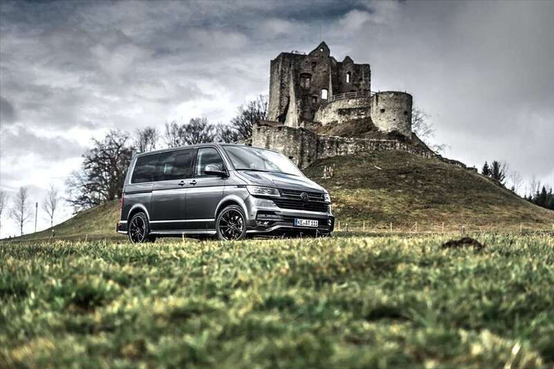 Grau Gebraucht 2023 VW T6.1 Sportline Van | 129.500 € - Bild 1/4
