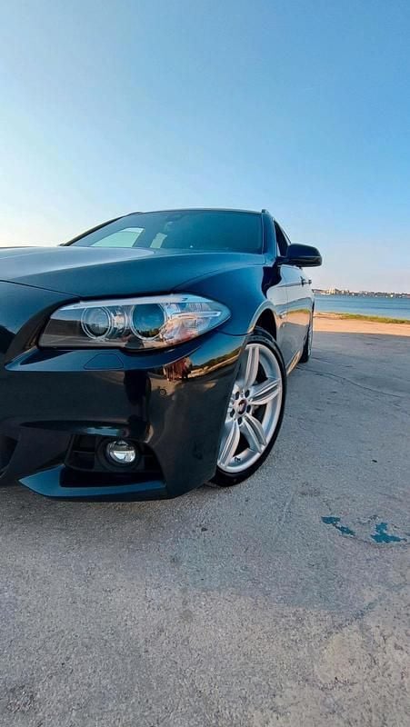 Gebraucht BMW 530 258 PS (189 kW) 2015 Schwarz Kombi