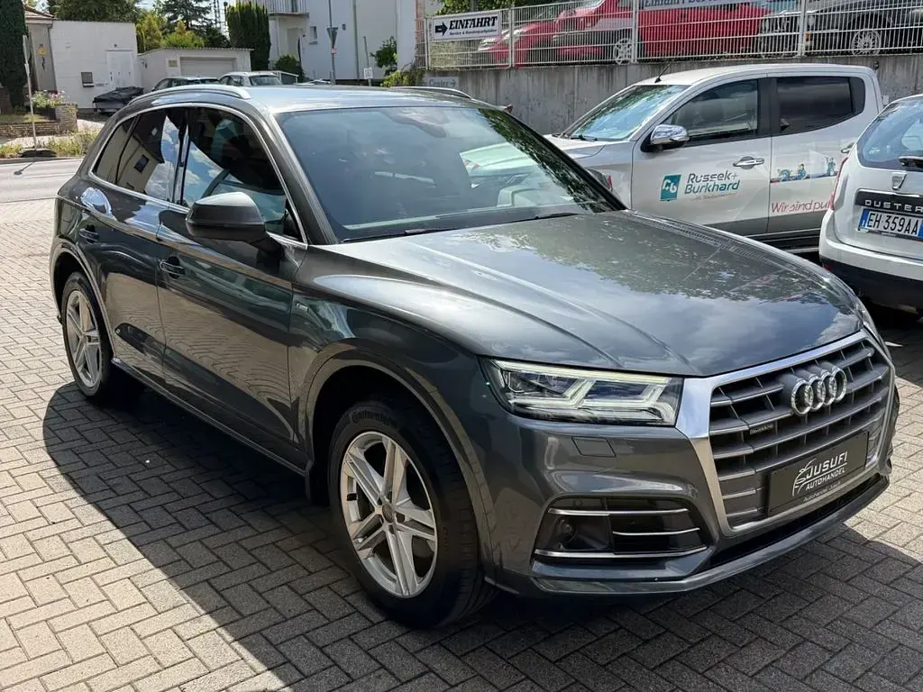 Gebraucht Audi Q5 S-Line 190 PS (139 kW) 2019 Grau SUV
