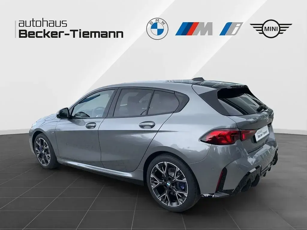 Gebraucht BMW 120 Exclusive 170 PS (125 kW) 2024 Grau Limousine