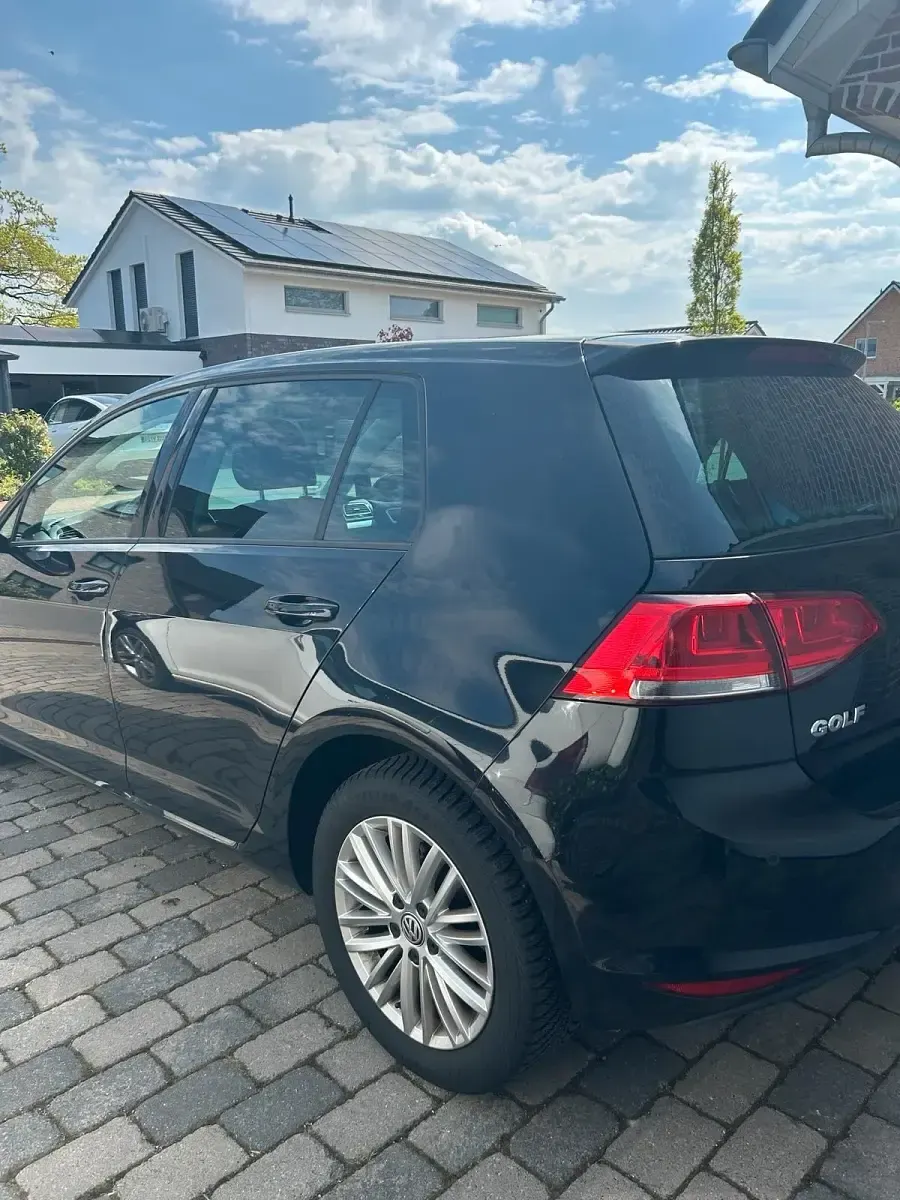 Gebraucht VW Golf VII Cup 86 PS (63 kW) 2014 Schwarz Limousine