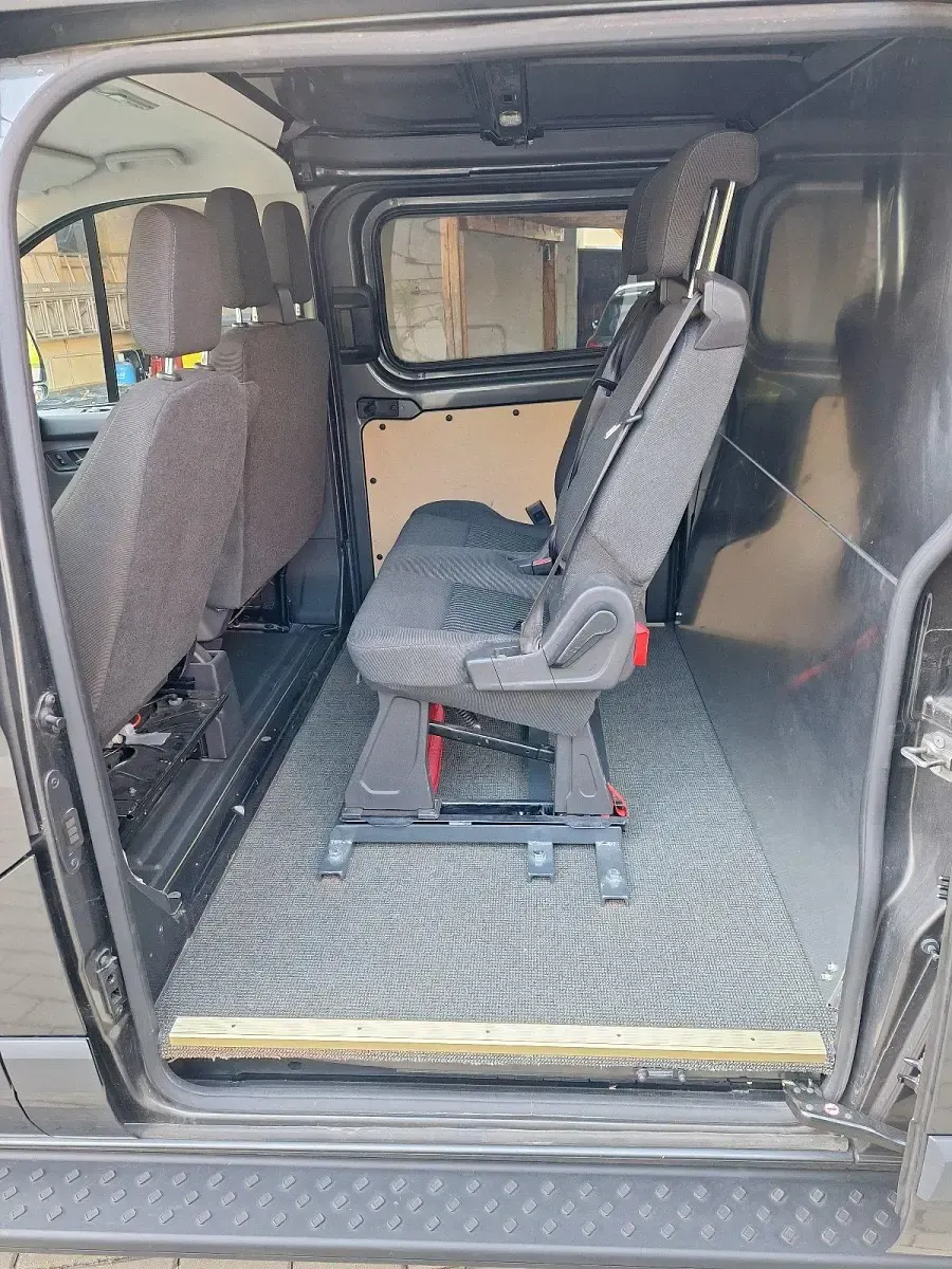 Usata Ford Transit Custom 125 CV (91 kW) 2016 Grigio