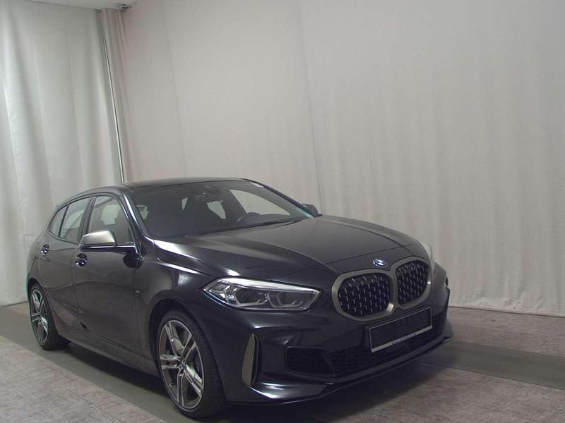 Gebraucht BMW 135 306 PS (225 kW) 2022 Black sapphire metallic Kleinwagen