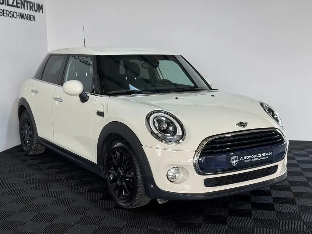 Usado Mini Cooper D 116 CV (85 kW) 2016 Blanco Utilitario