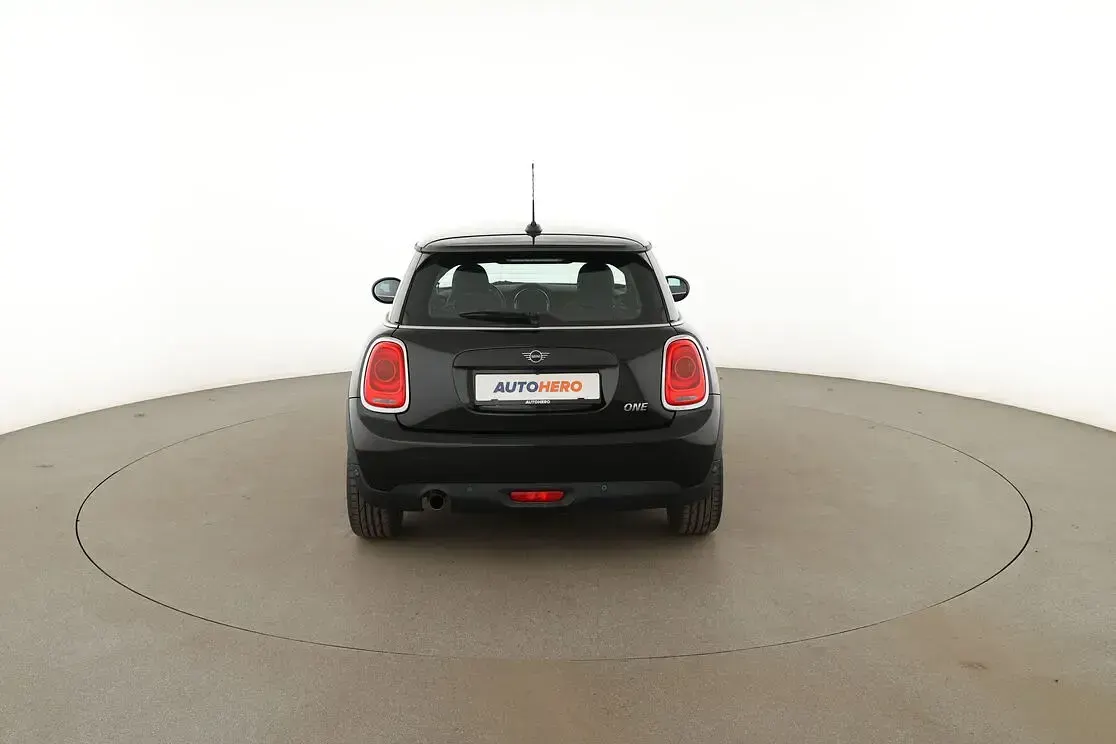 Gebraucht Mini ONE 102 PS (75 kW) 2018 Schwarz Kleinwagen