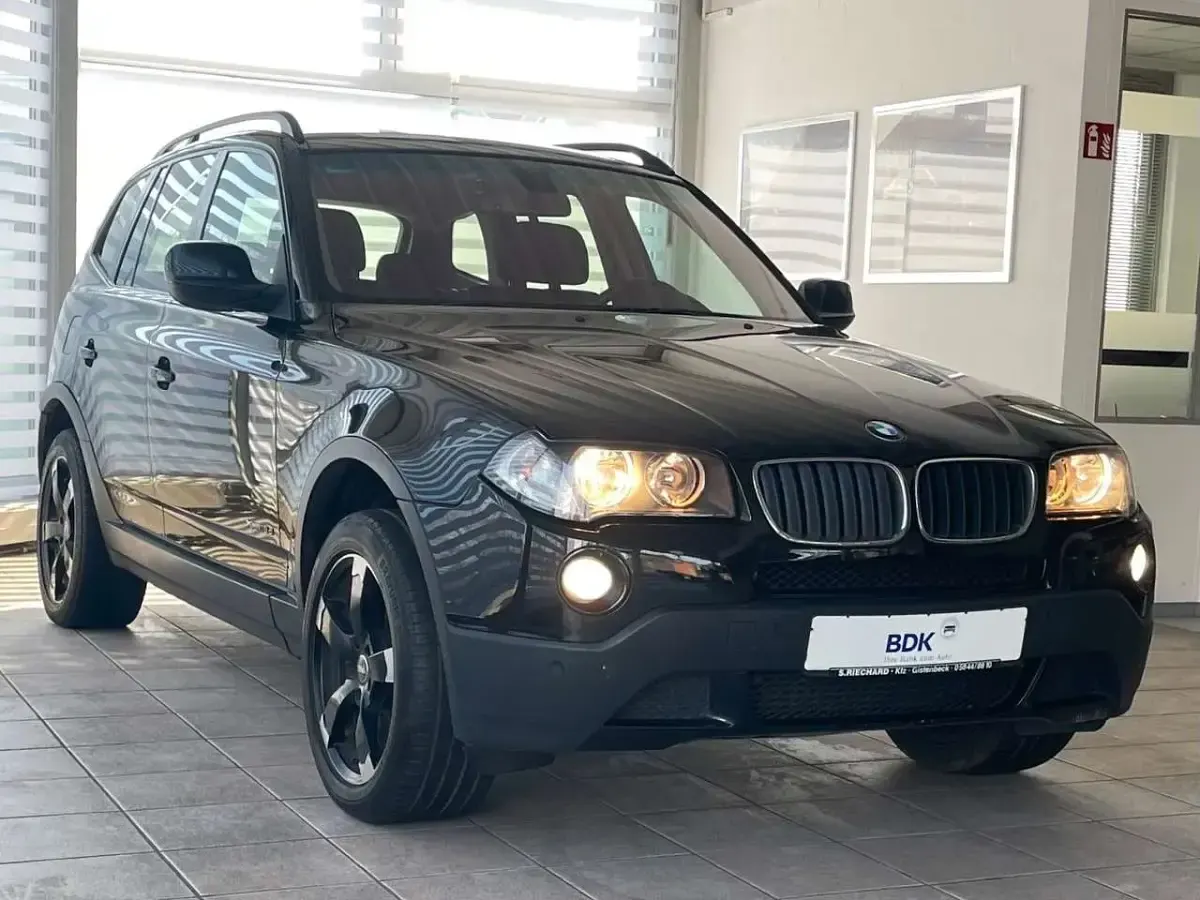 Gebraucht BMW X3 Comfort Edition 143 PS (105 kW) 2010 Schwarz SUV