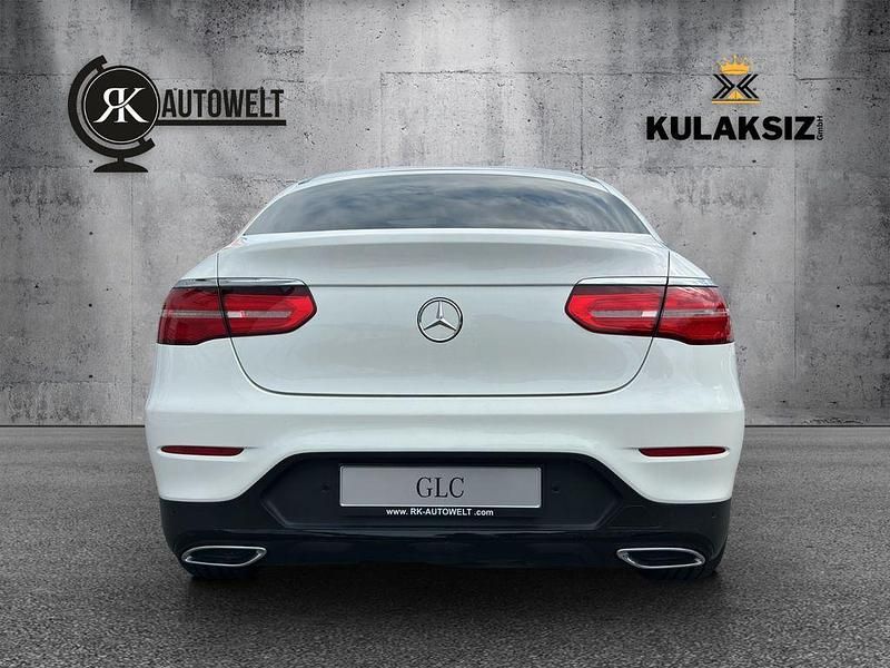 Gebraucht Mercedes GLC250 AMG 204 PS (150 kW) 2016 Weiß Coupé