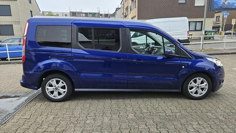 Gebraucht Ford Tourneo Connect Titanium 120 PS (88 kW) 2016 Blau Van / Kleinbus